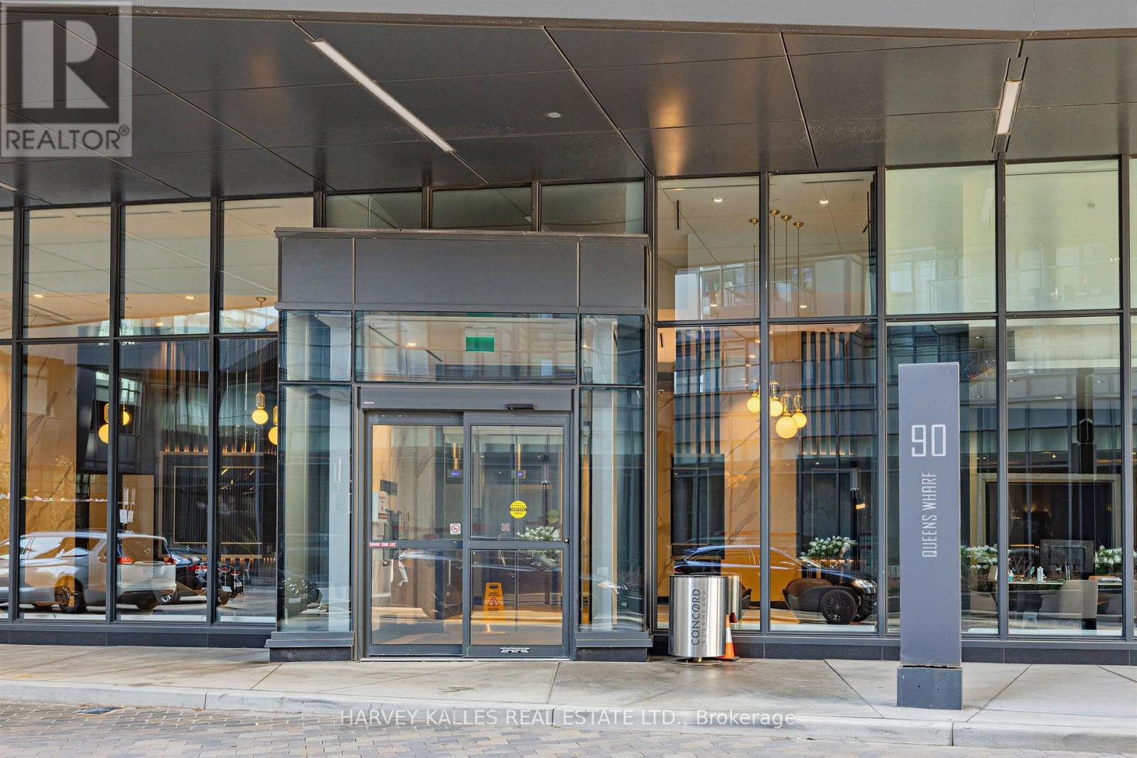 608 - 90 Queens Wharf Road Property Photo 2