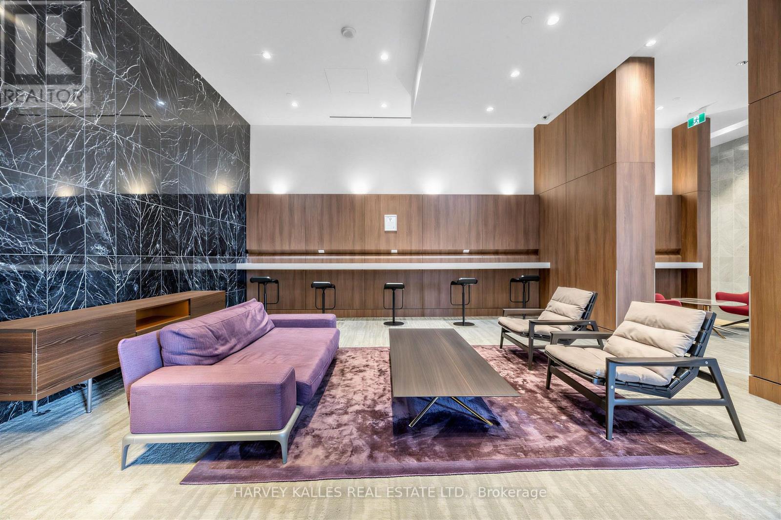 608 - 90 Queens Wharf Road Property Photo 3
