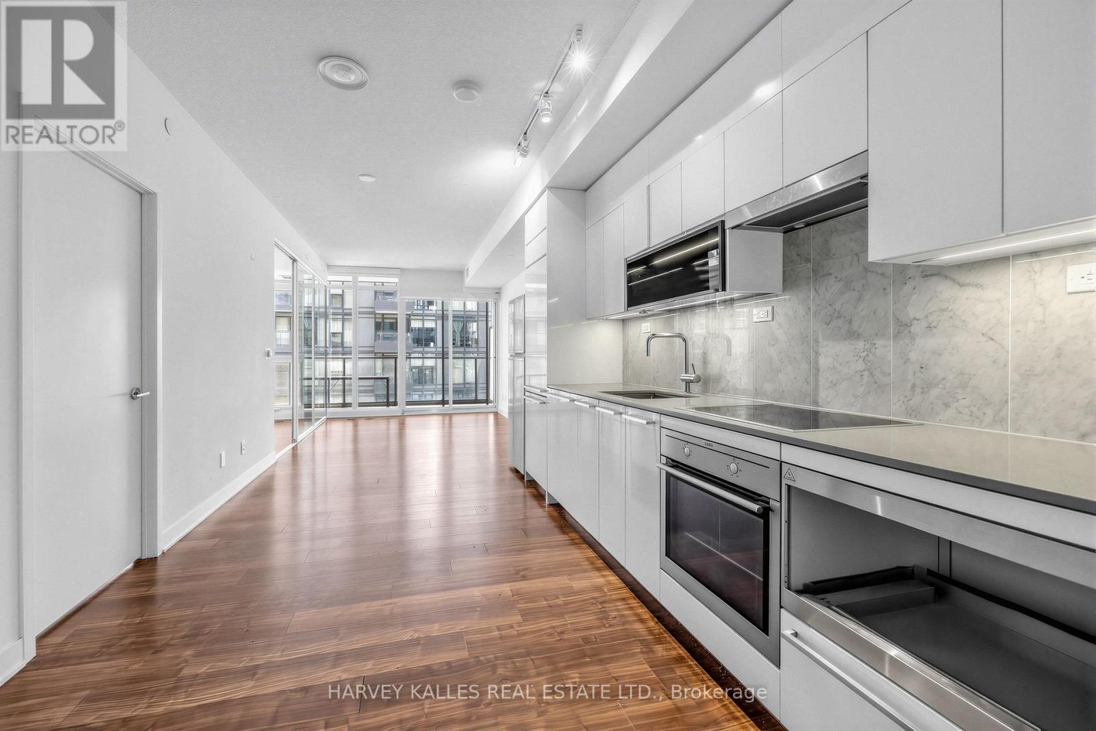608 - 90 Queens Wharf Road Property Photo 5