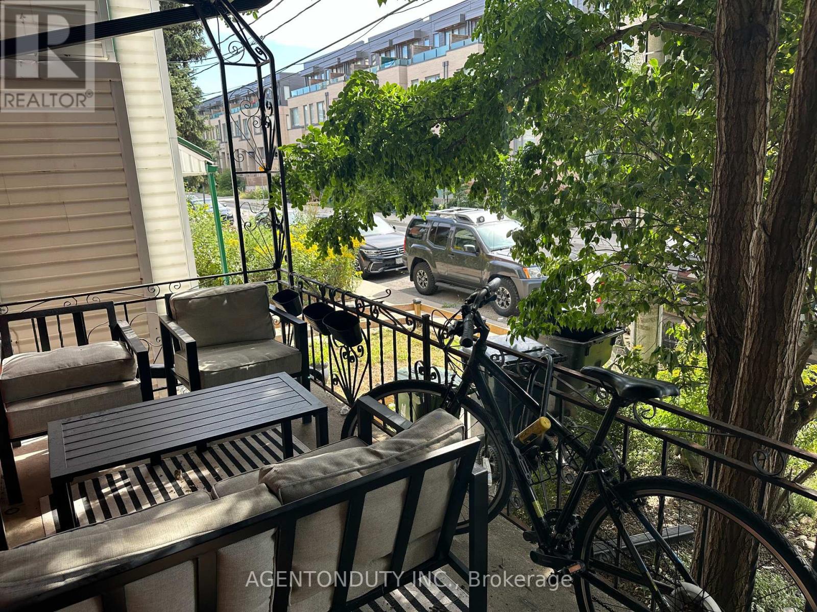 51 Perth Avenue Property Photo 3