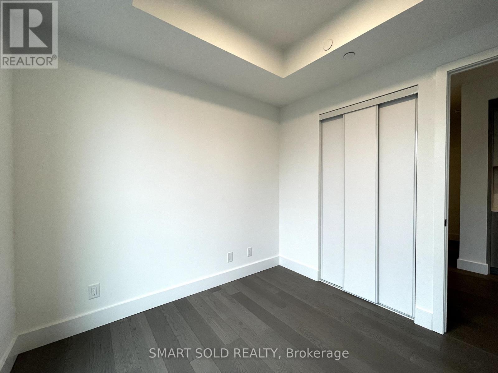 610 - 6 Greenbriar Road E Property Photo 14
