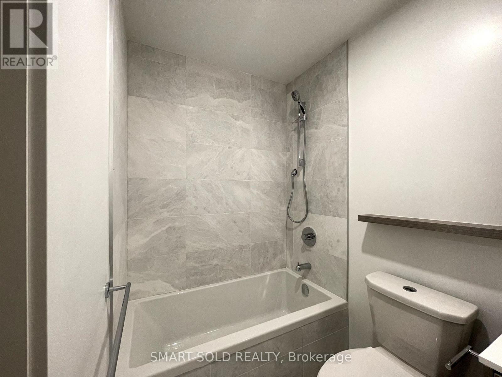 610 - 6 Greenbriar Road E Property Photo 23