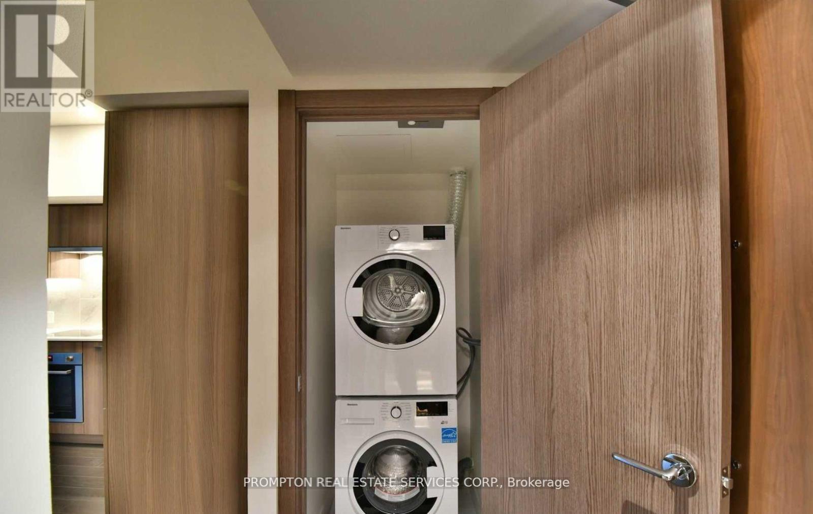 3807 - 19 Bathurst Street Property Photo 10