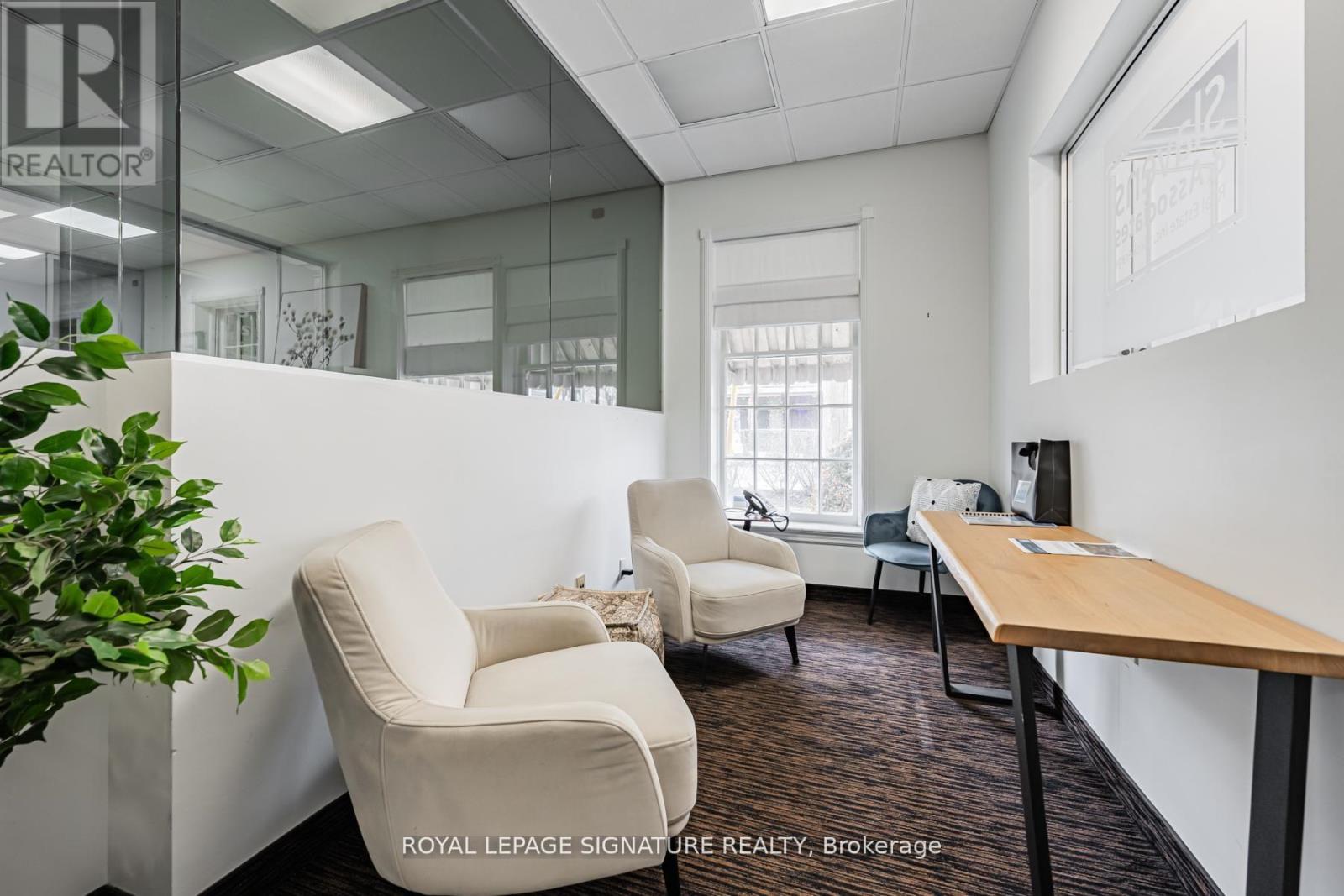 435 Eglinton Avenue W Property Photo 7