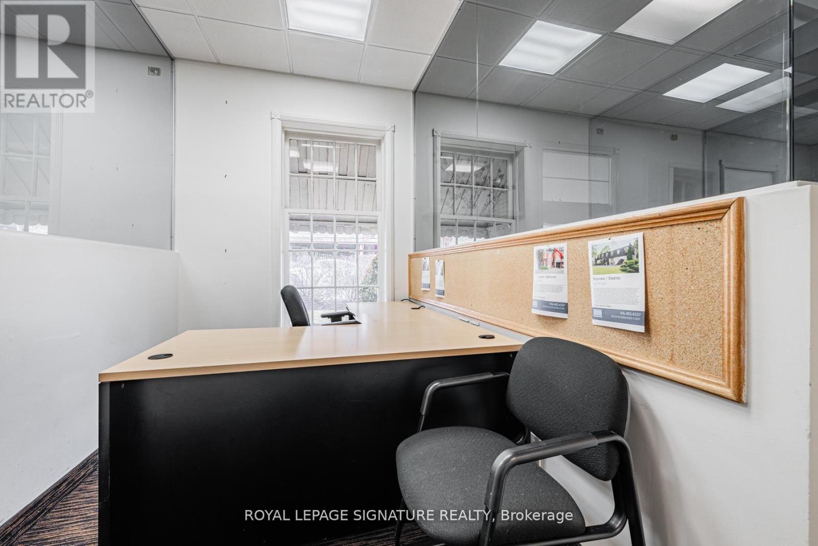 435 Eglinton Avenue W Property Photo 9