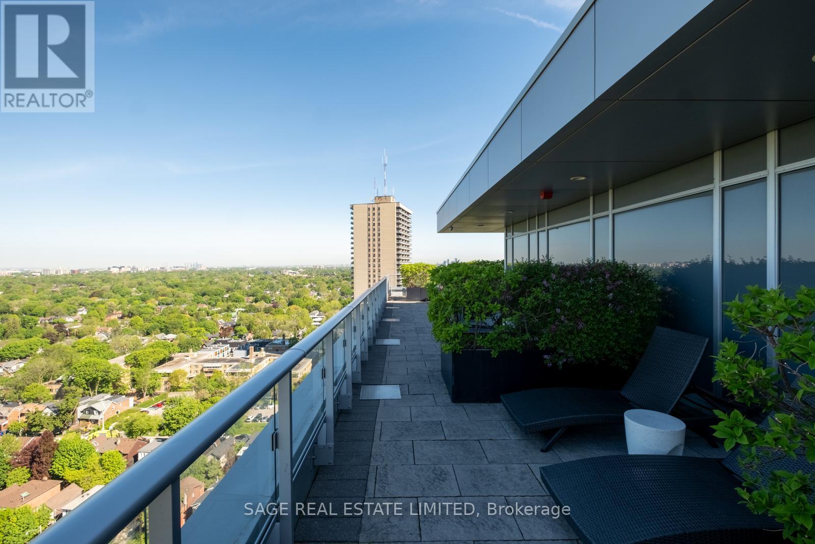 313 - 58 Orchard View Boulevard Property Photo 21