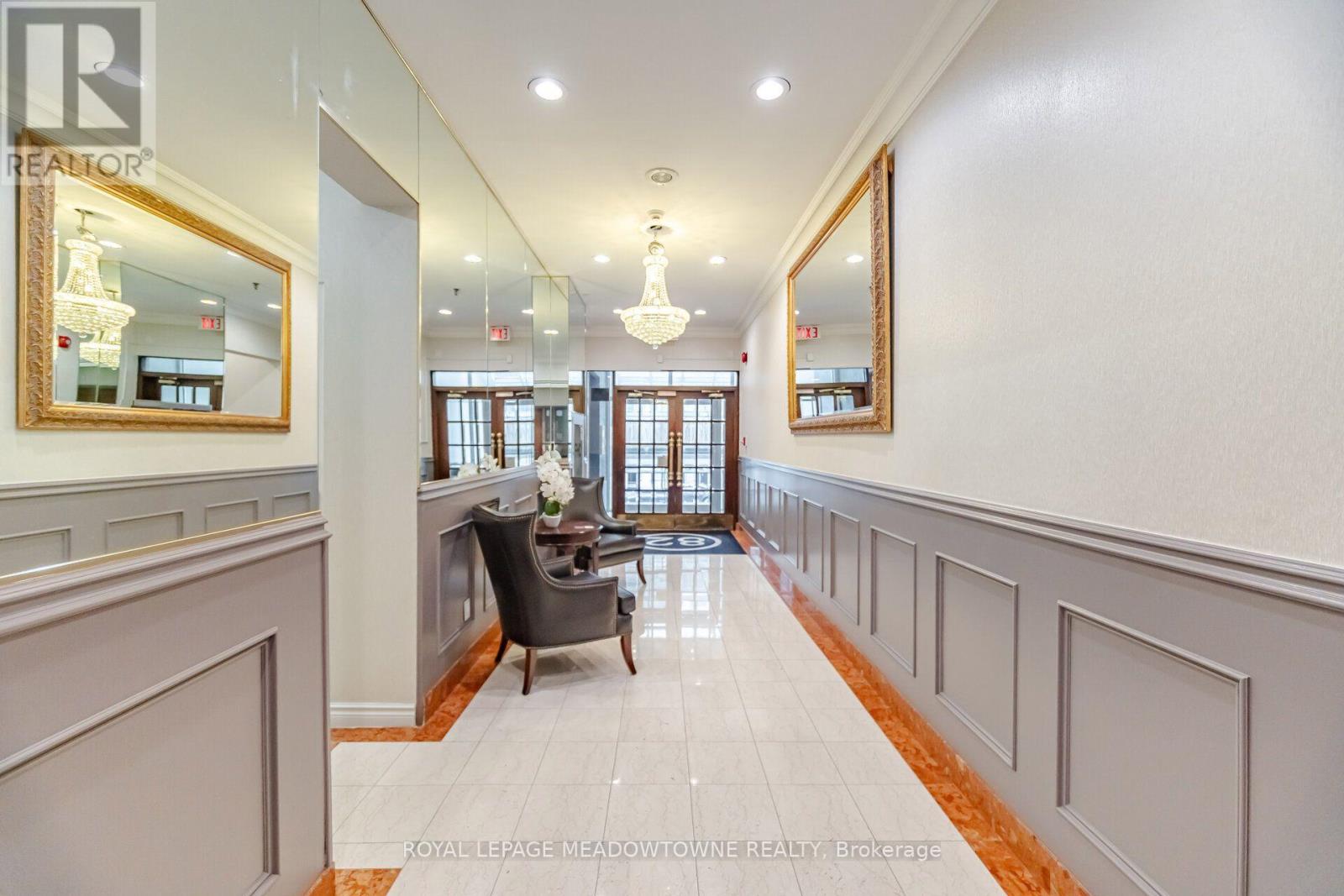 610 - 82 Lombard Street Property Photo 5
