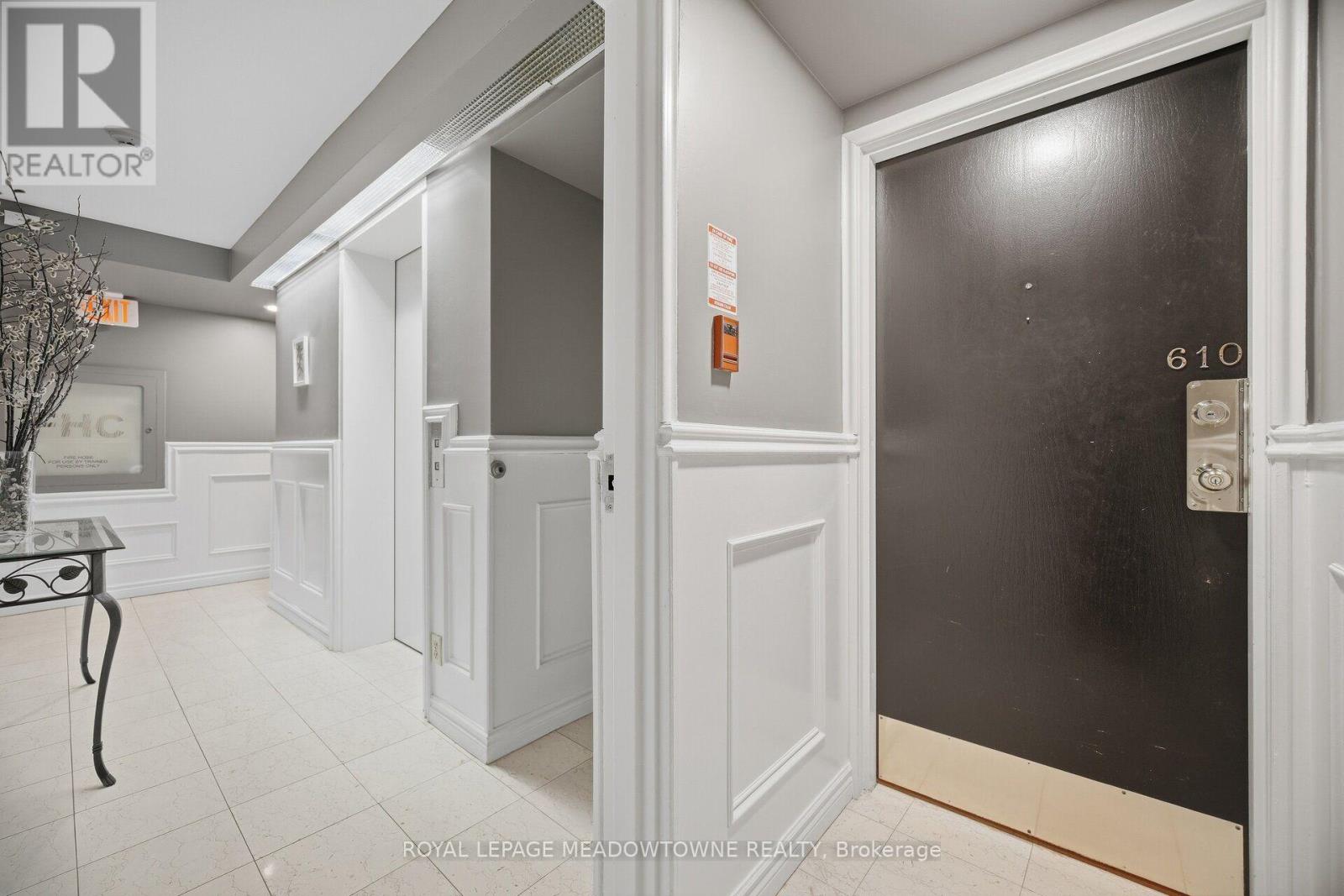610 - 82 Lombard Street Property Photo 8