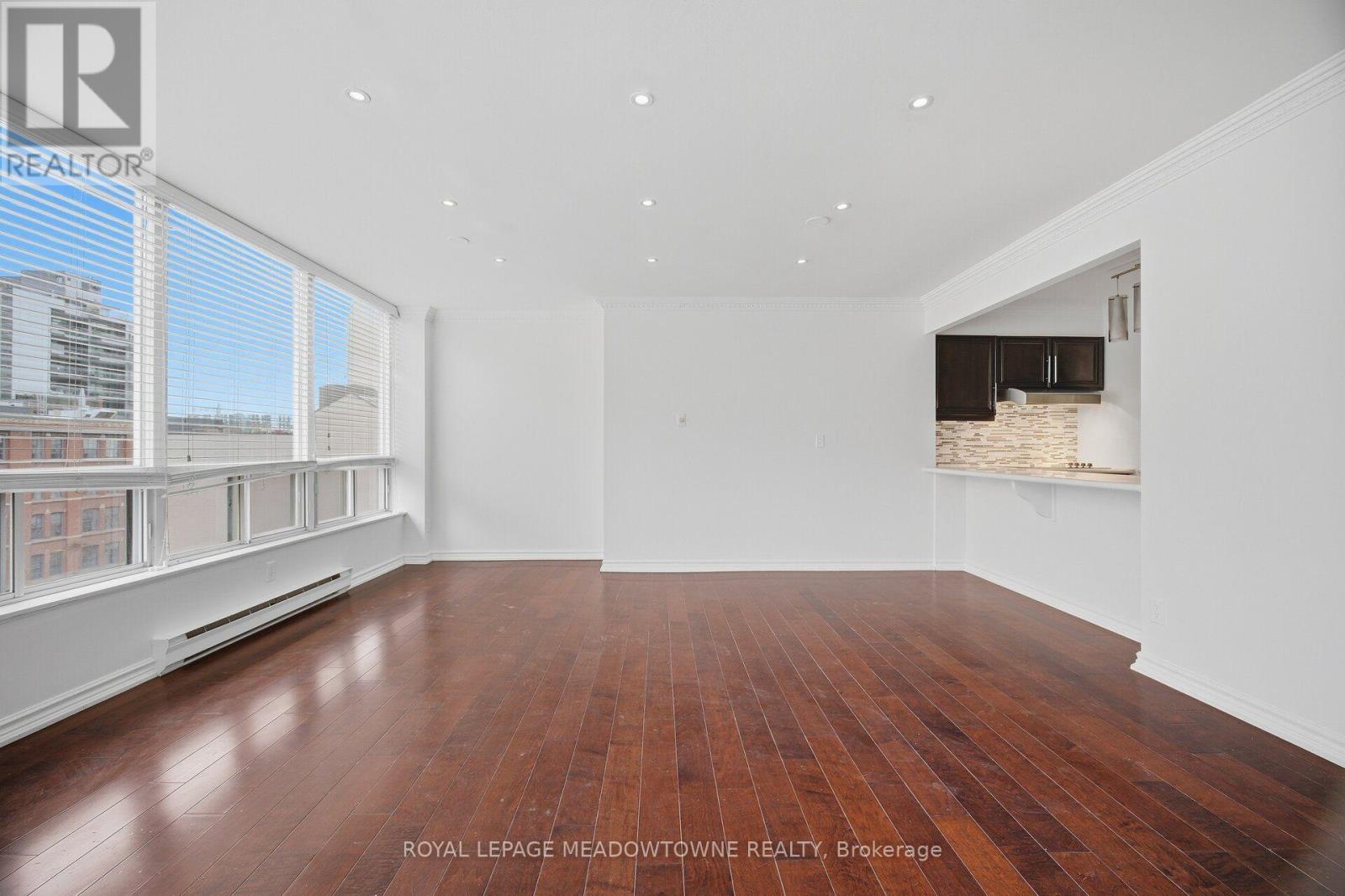 610 - 82 Lombard Street Property Photo 12