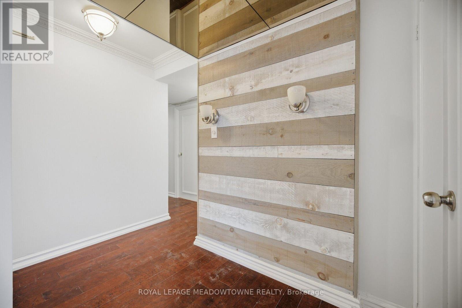 610 - 82 Lombard Street Property Photo 17