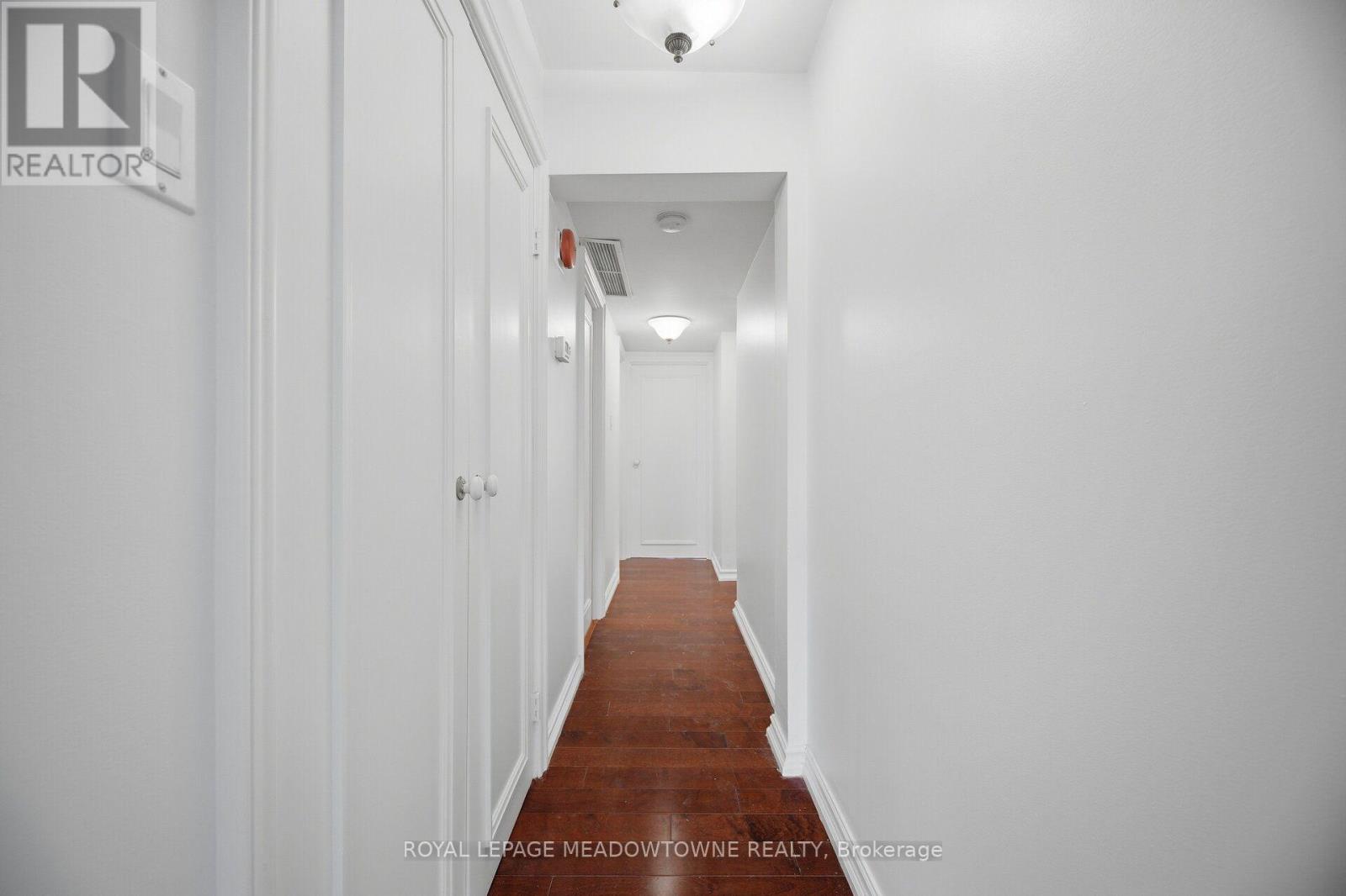 610 - 82 Lombard Street Property Photo 18