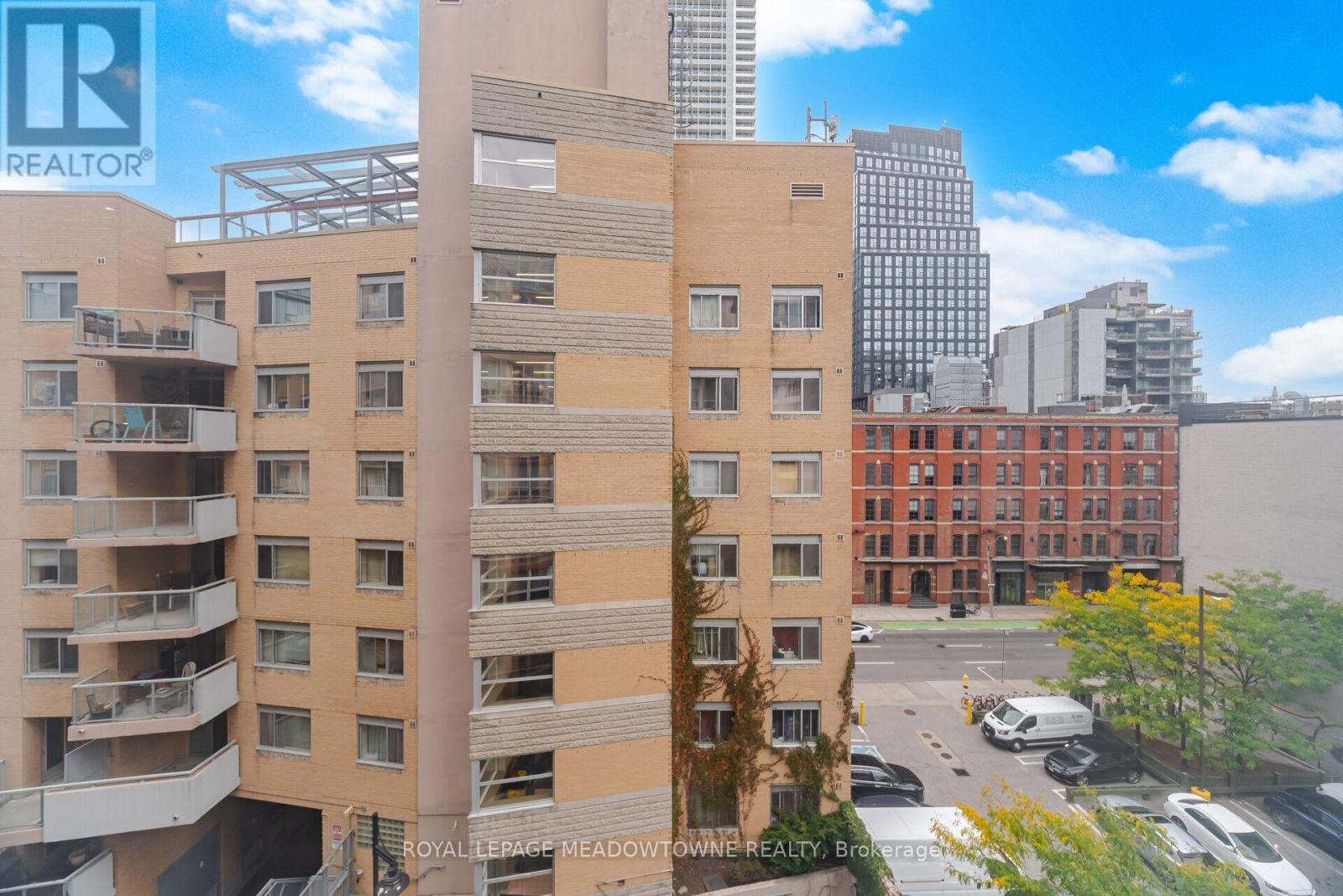 610 - 82 Lombard Street Property Photo 32