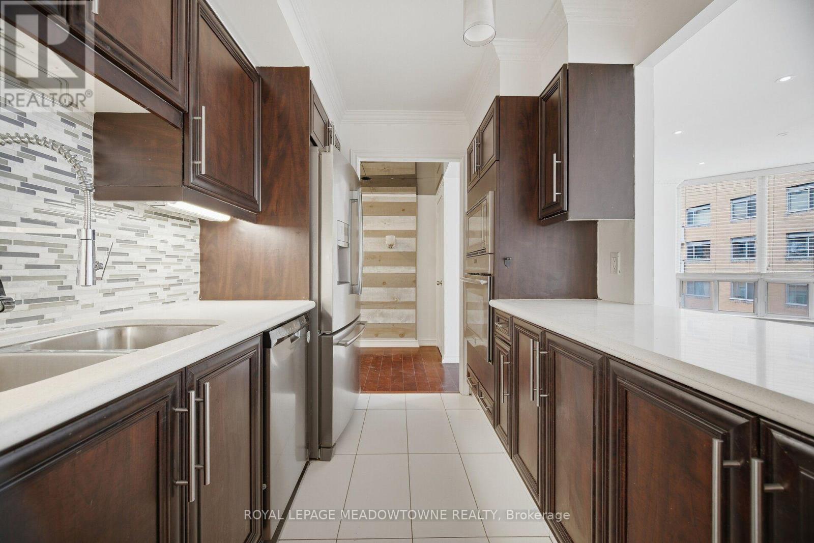 610 - 82 Lombard Street Property Photo 34