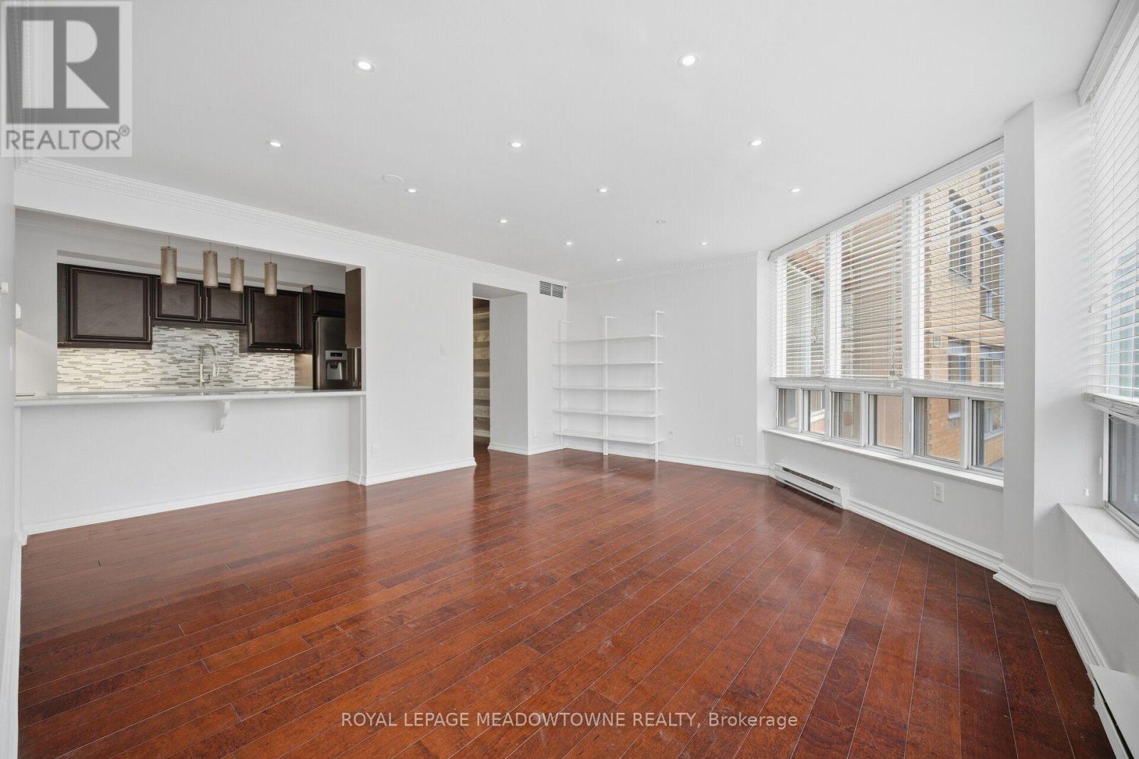 610 - 82 Lombard Street Property Photo 41