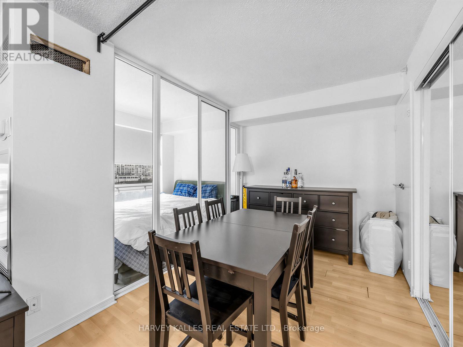 705 - 10 Yonge Street Property Photo 12