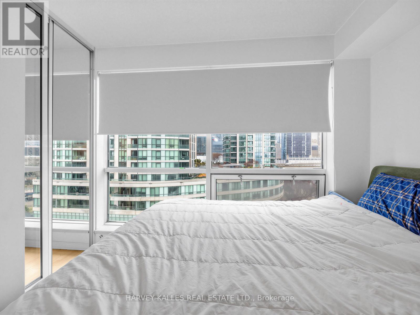 705 - 10 Yonge Street Property Photo 23