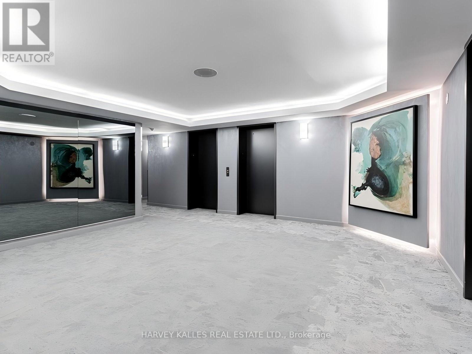 705 - 10 Yonge Street Property Photo 26