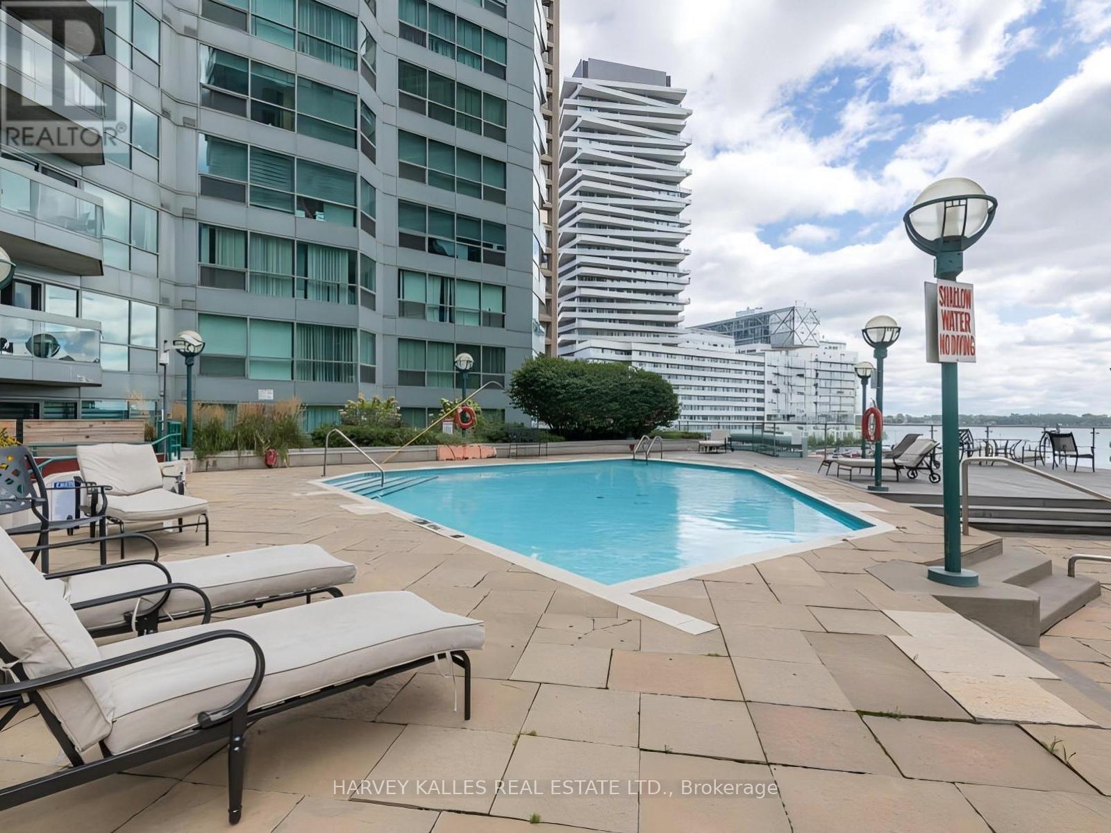 705 - 10 Yonge Street Property Photo 41