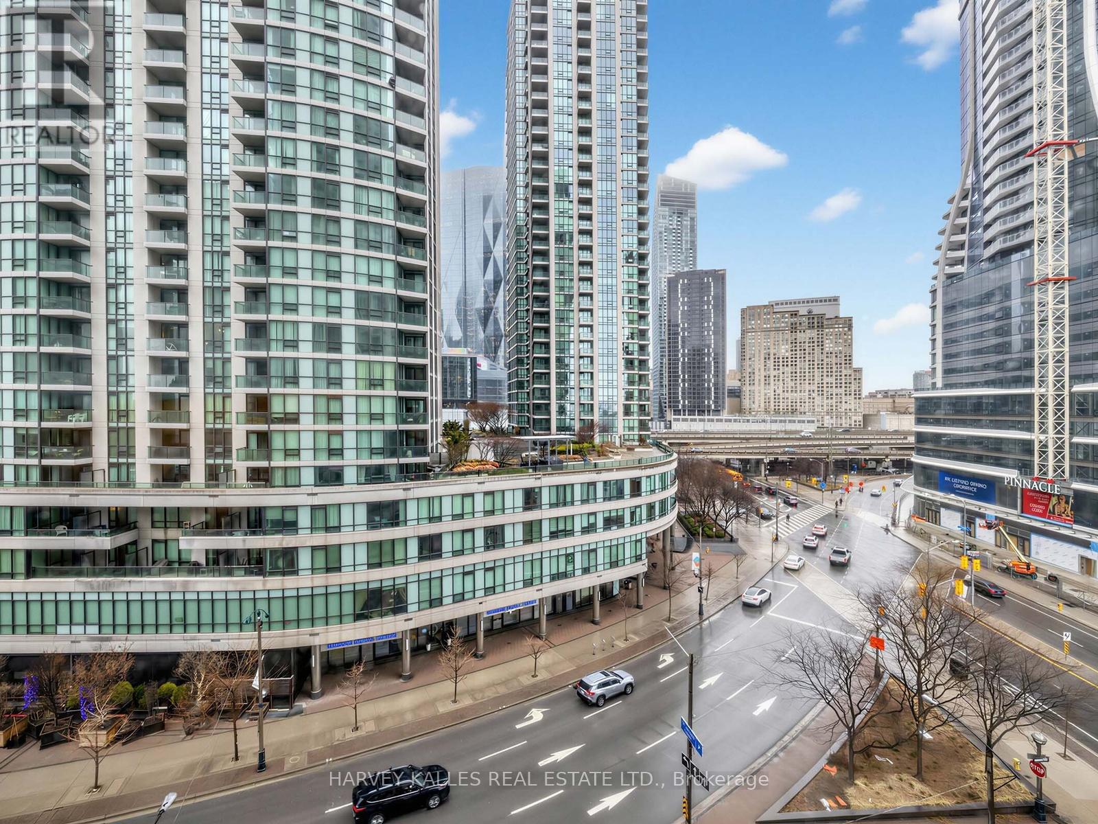 705 - 10 Yonge Street Property Photo 42
