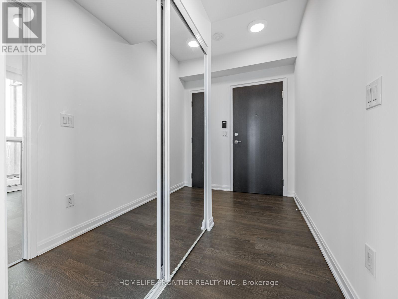 2903 - 9 BOGERT AVENUE Property Photo 1