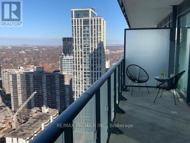 3002 - 185 Roehampton Avenue Property Photo 15