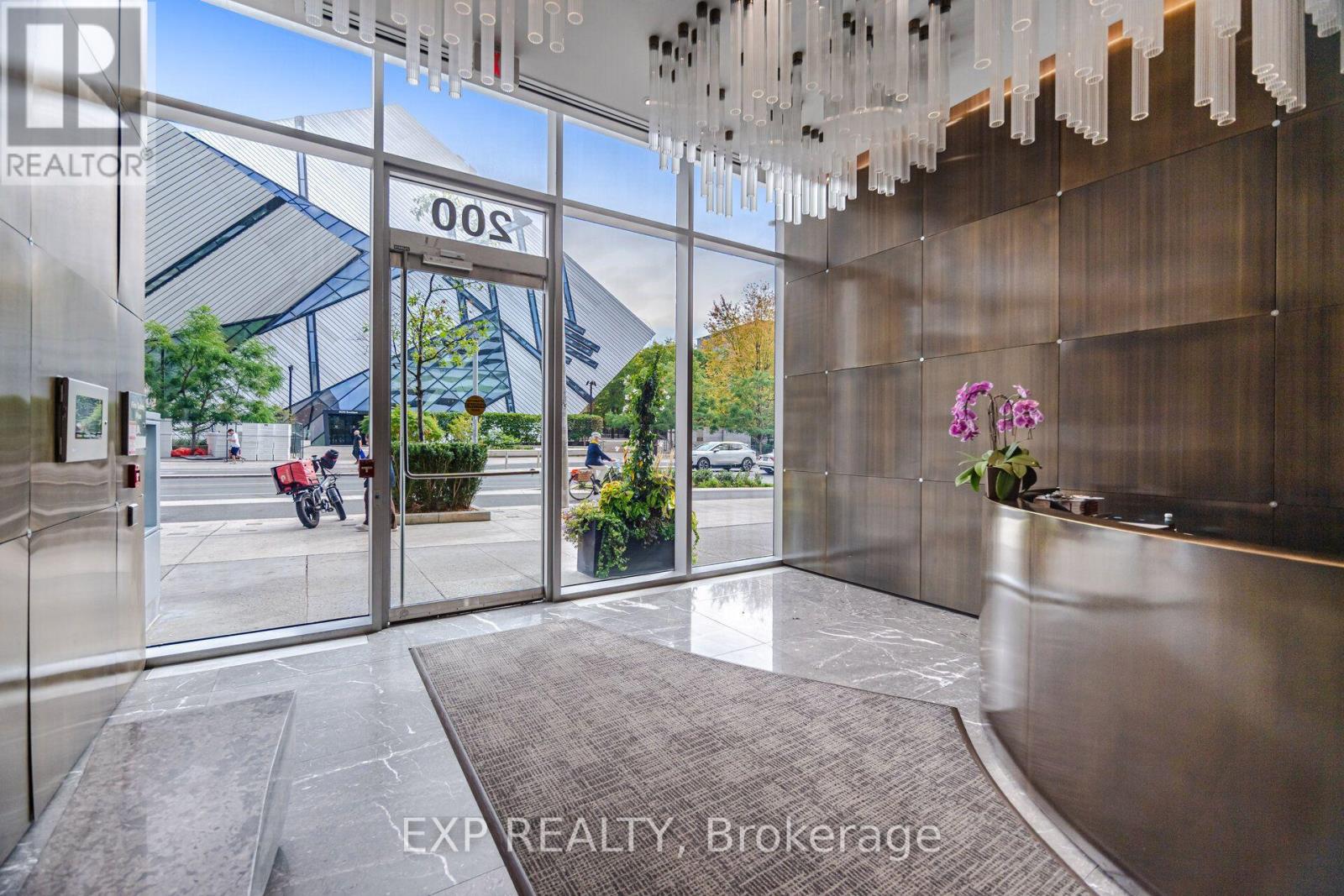 2505 - 200 Bloor Street W Property Photo 2