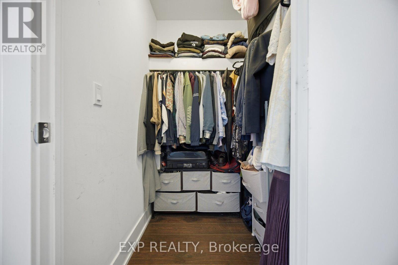 2505 - 200 Bloor Street W Property Photo 20