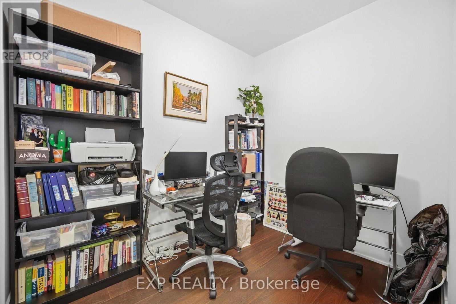 2505 - 200 Bloor Street W Property Photo 22