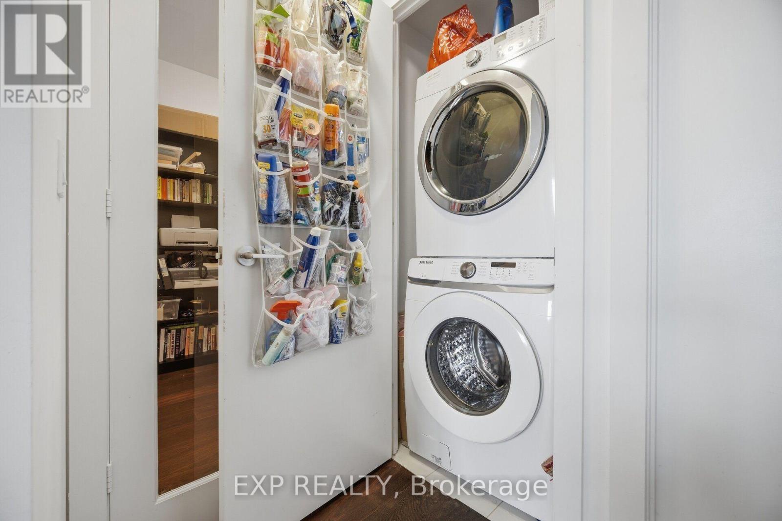 2505 - 200 Bloor Street W Property Photo 27
