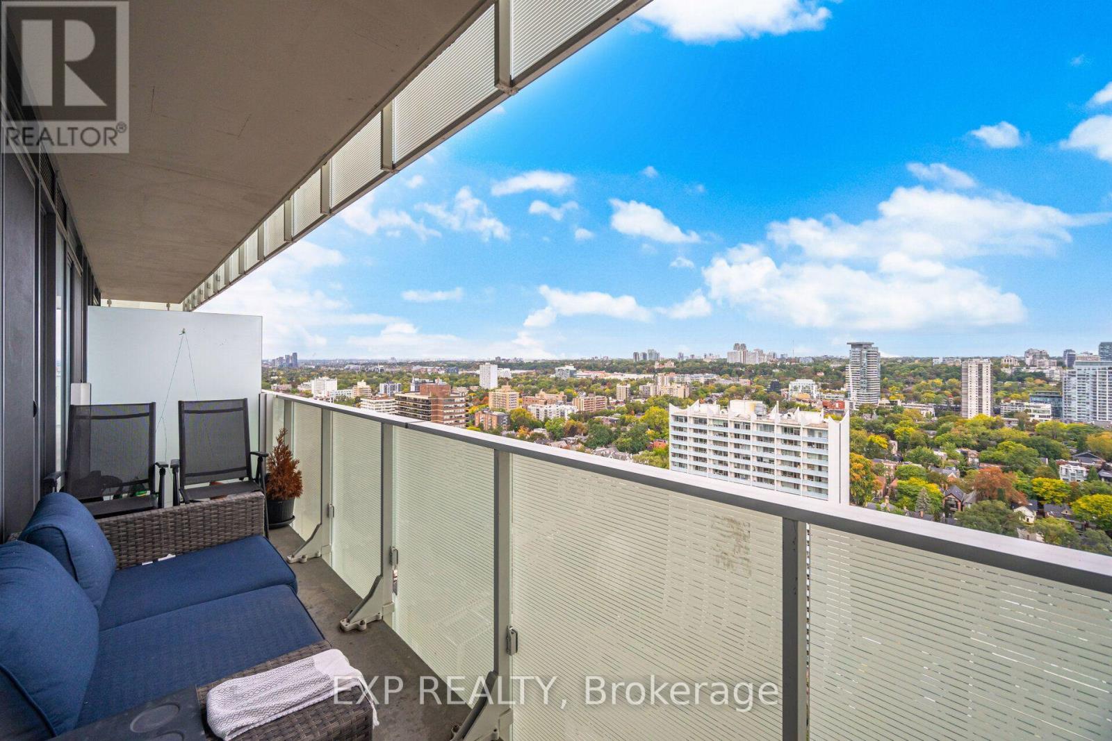 2505 - 200 Bloor Street W Property Photo 31