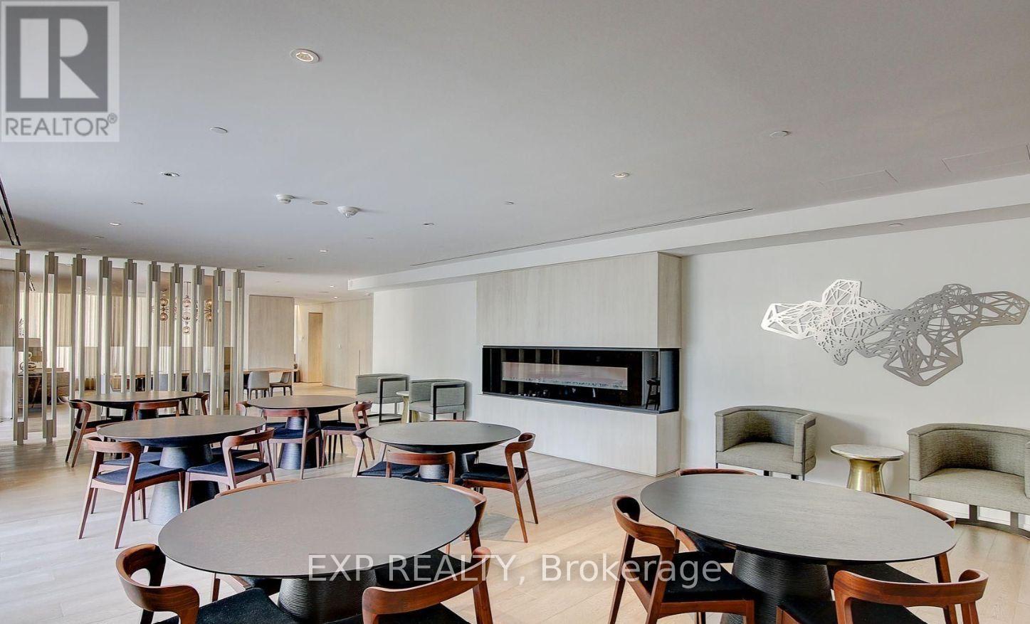 2505 - 200 Bloor Street W Property Photo 33