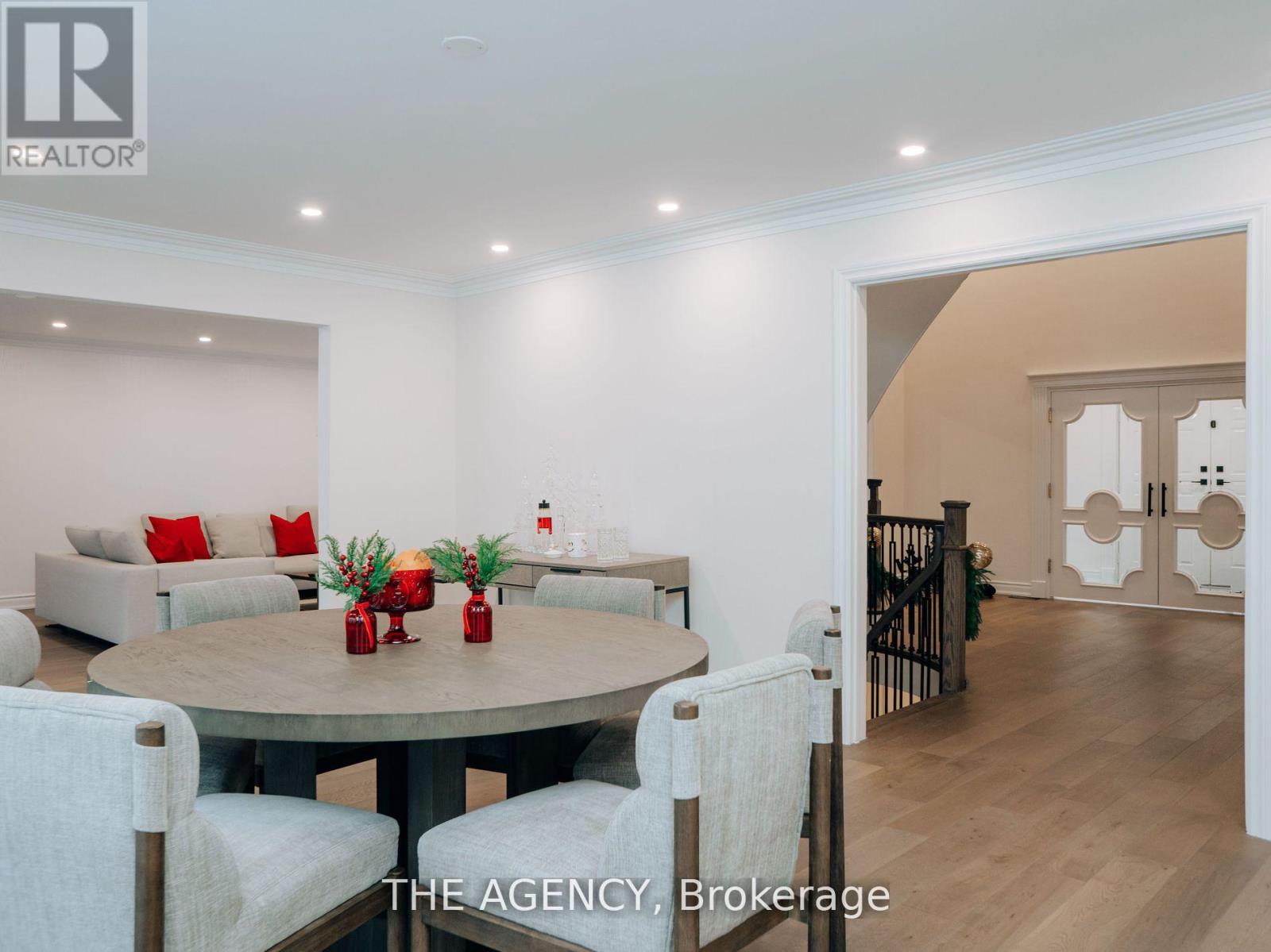 7 Shady Oaks Crescent Property Photo 6