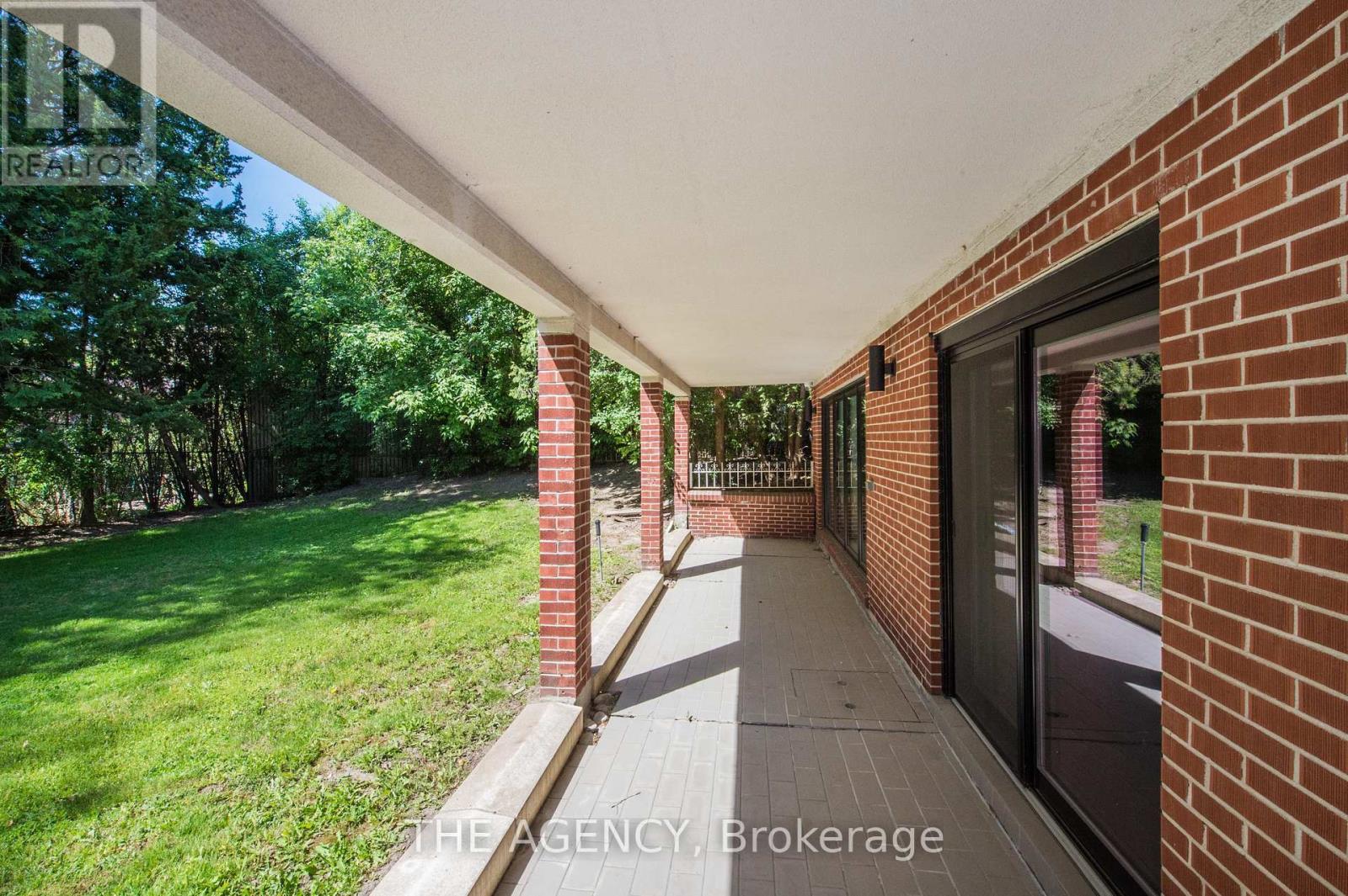7 Shady Oaks Crescent Property Photo 37