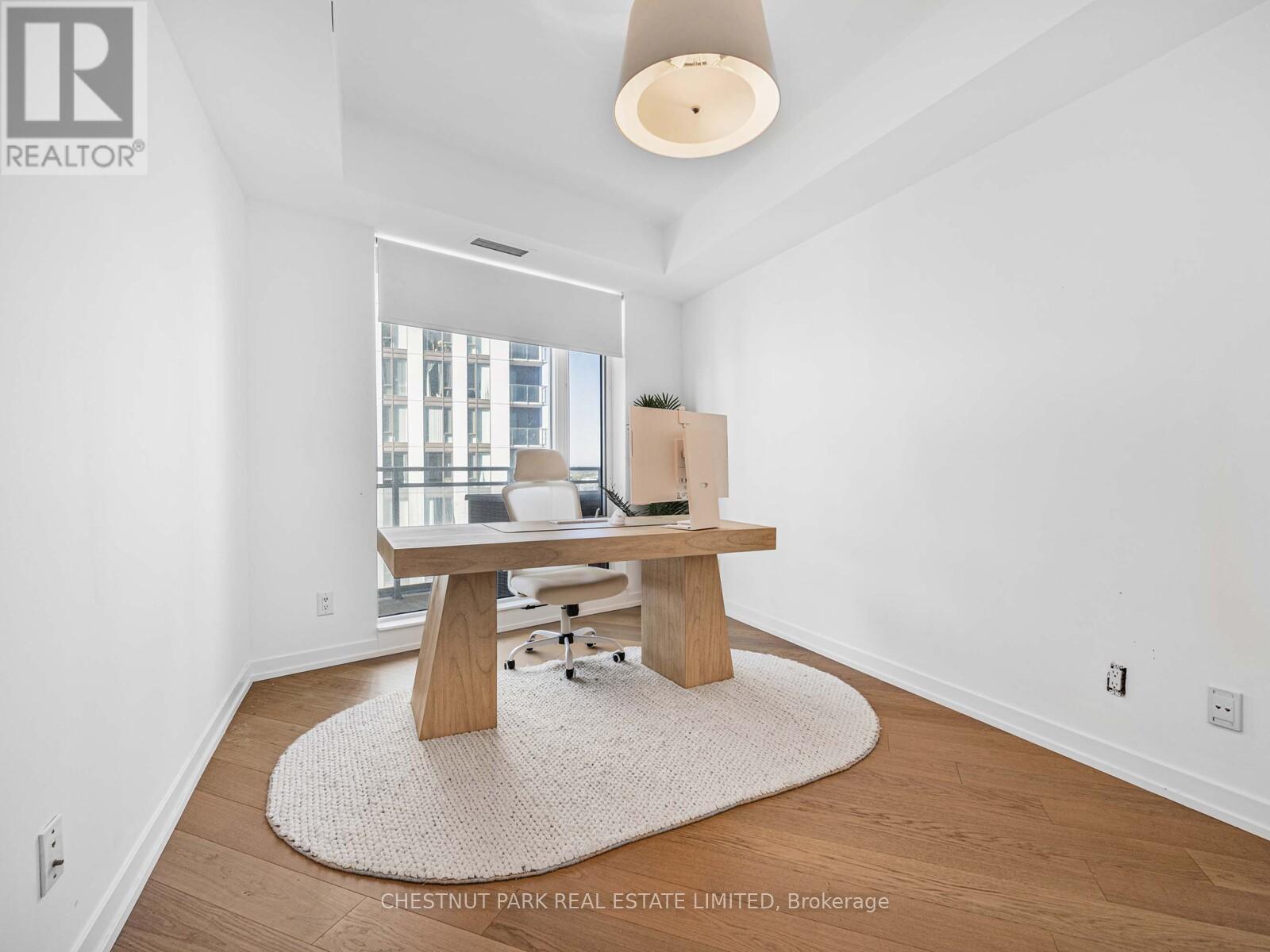 1811 - 21 Widmer Street Property Photo 3