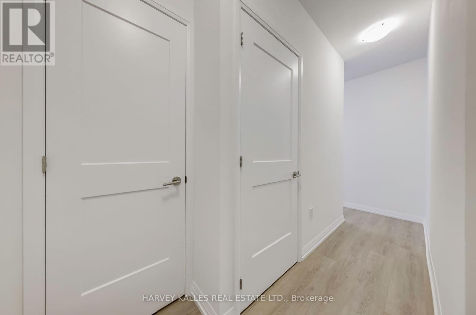 2209 - 25 Holly Street Property Photo 2