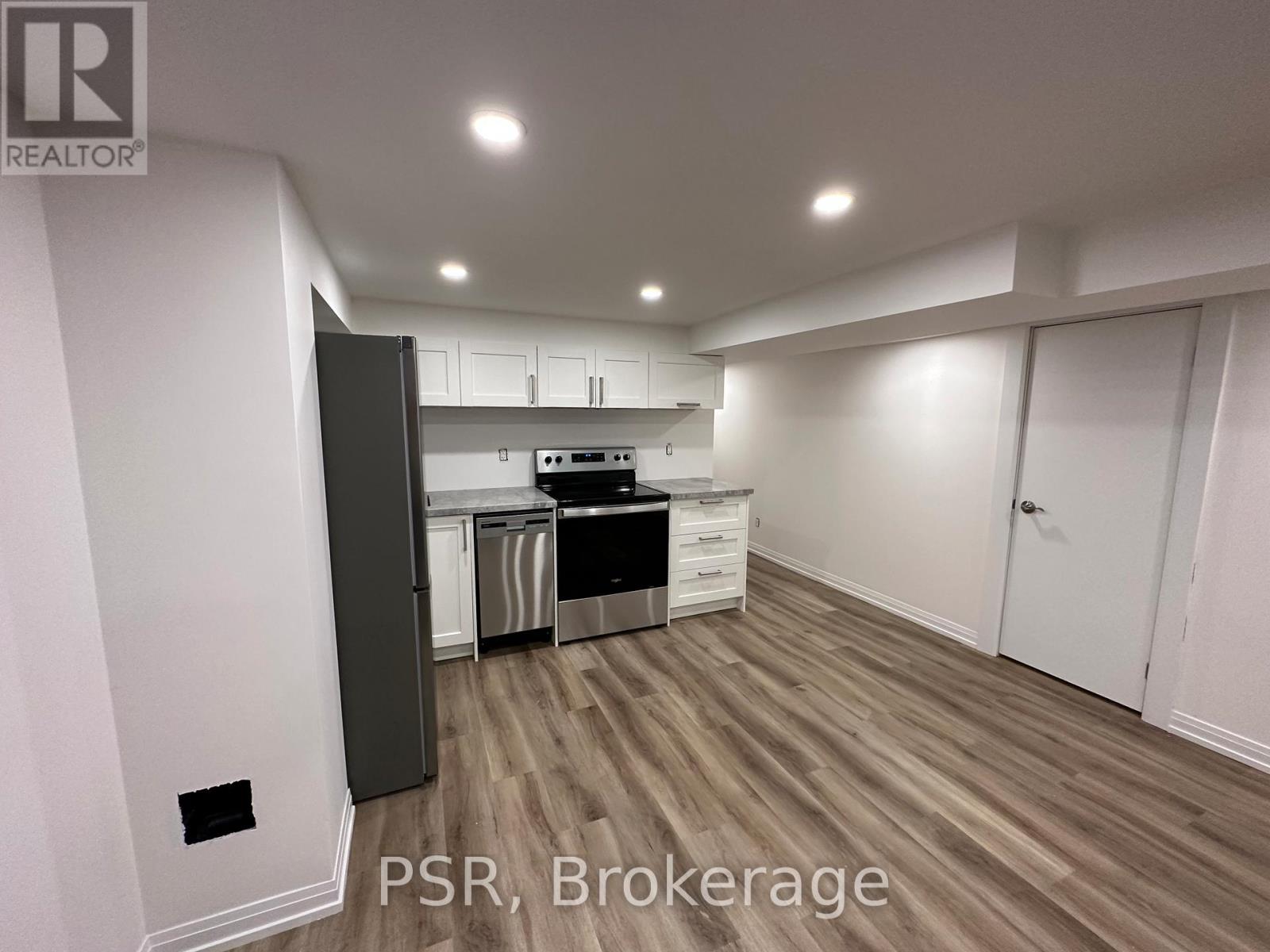 Lower - 25 Coulson Avenue Property Photo 9