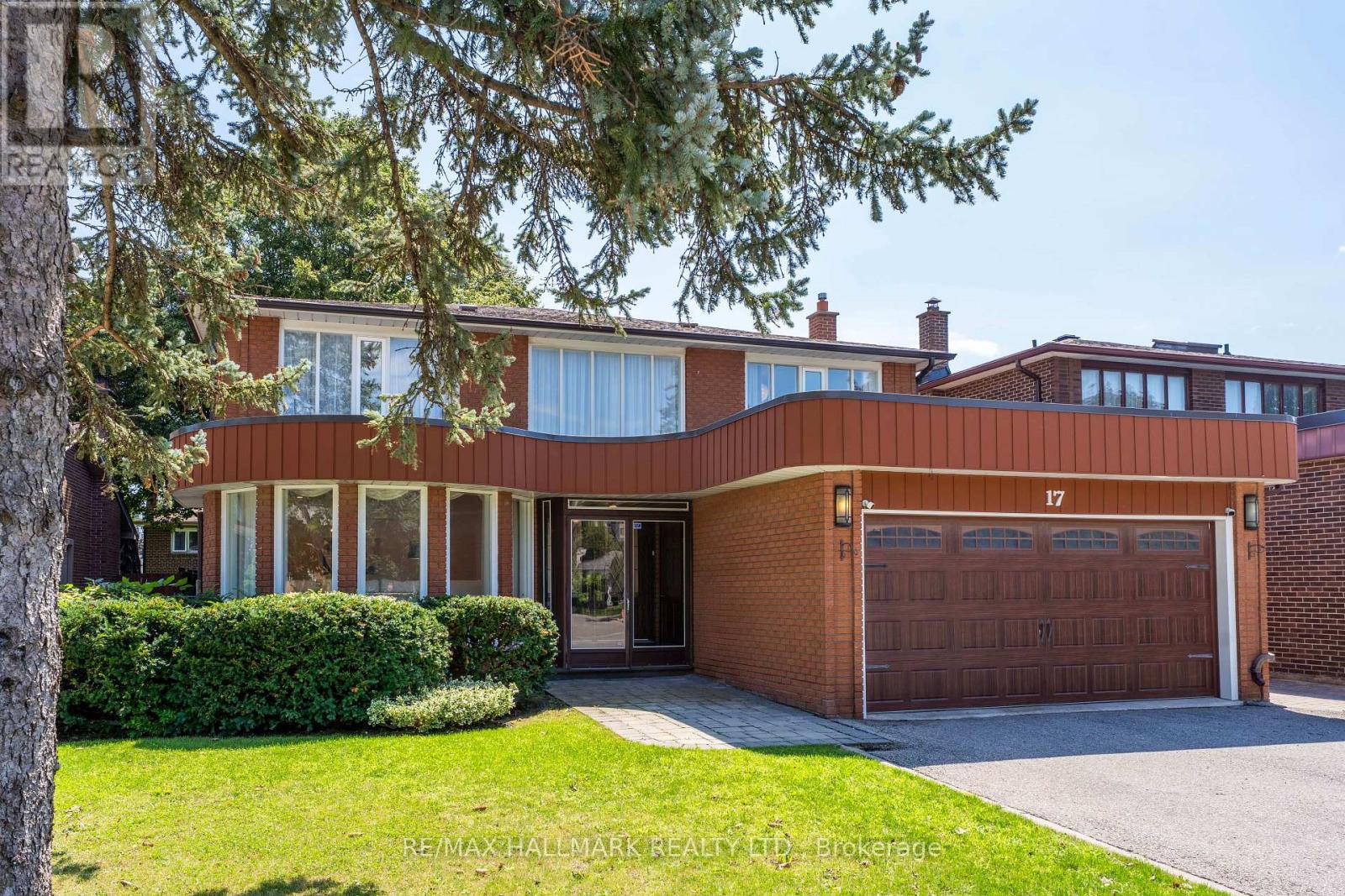 17 Twin Circle Court Property Photo 2