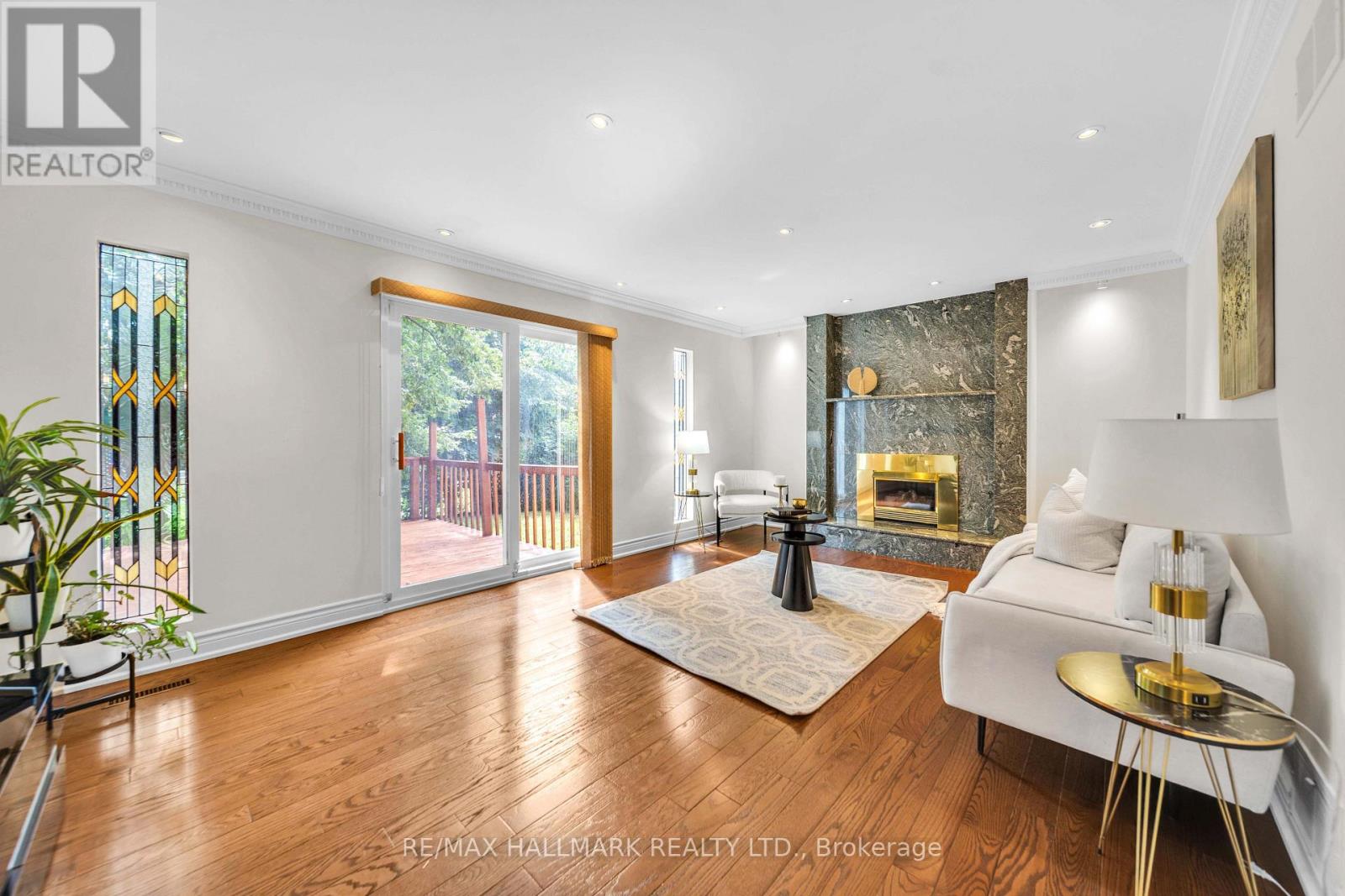 17 Twin Circle Court Property Photo 7