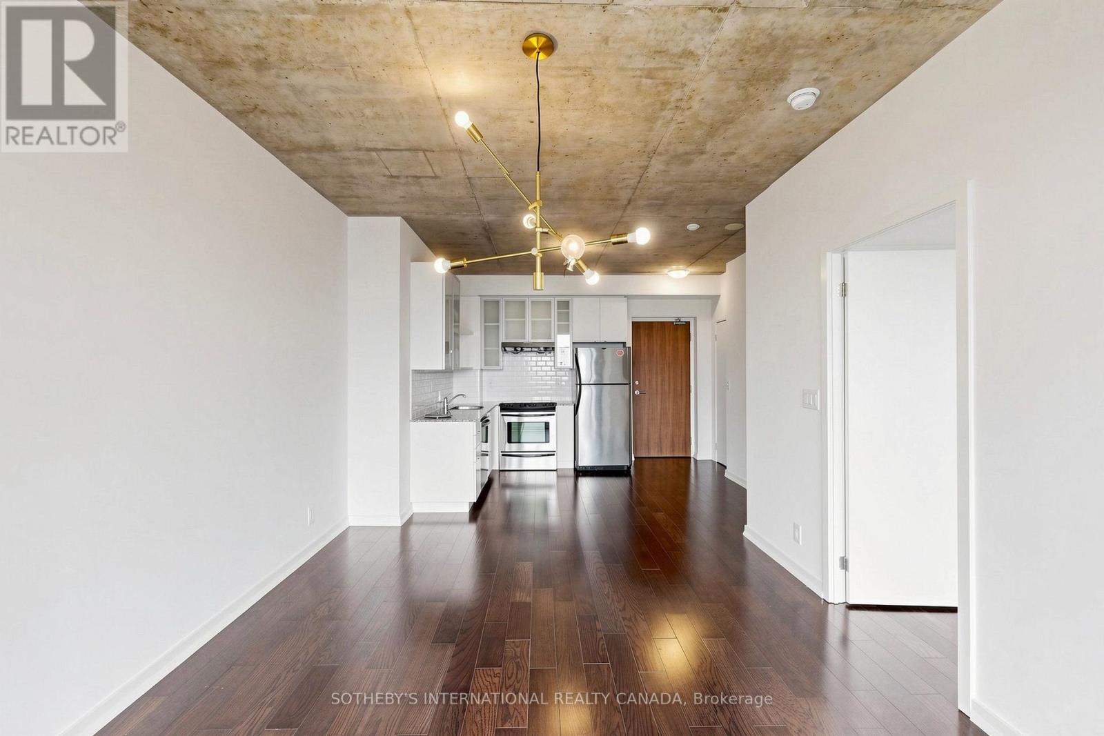 2207 - 33 Lombard Street Property Photo 7