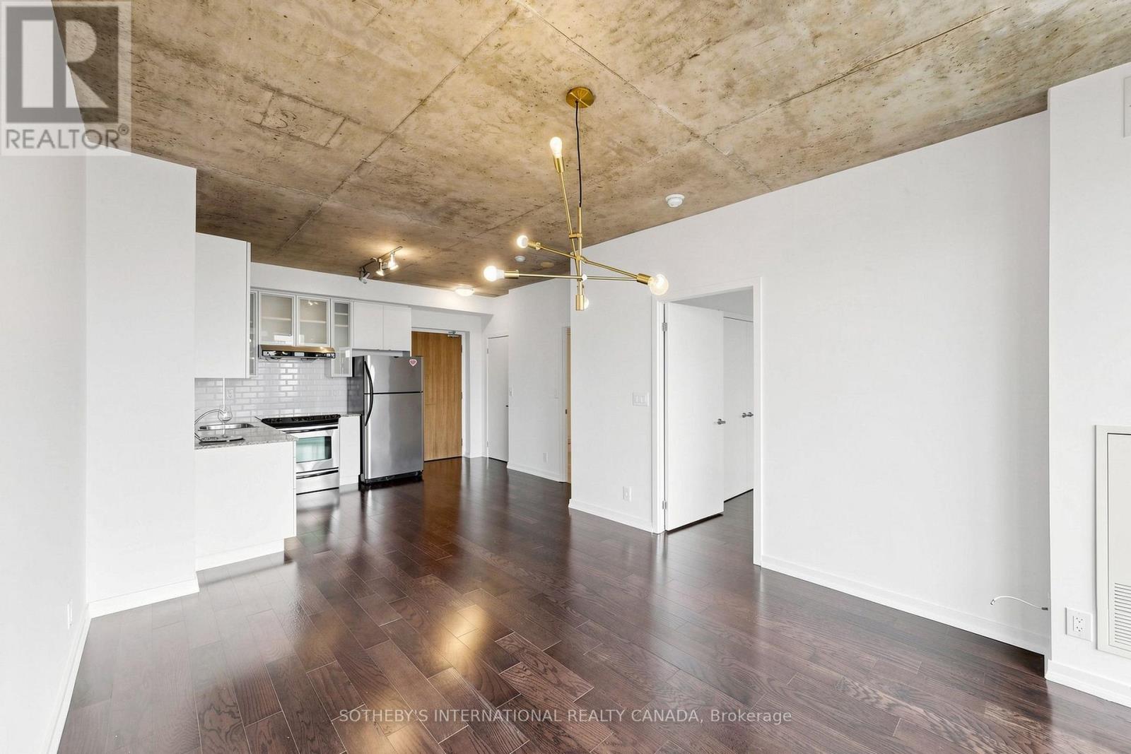 2207 - 33 Lombard Street Property Photo 8