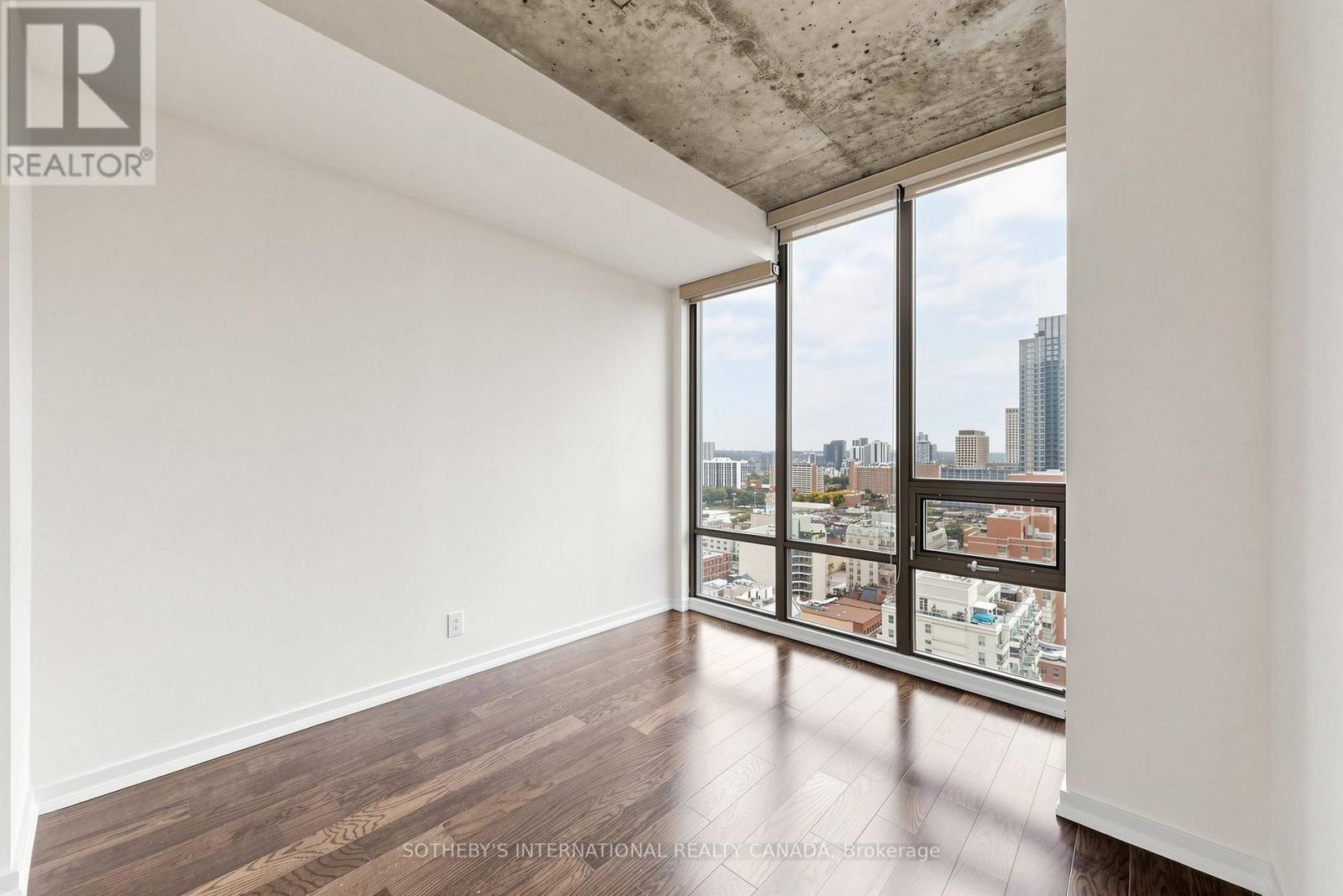 2207 - 33 Lombard Street Property Photo 17
