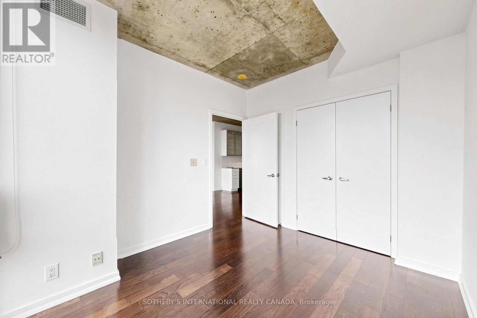 2207 - 33 Lombard Street Property Photo 19