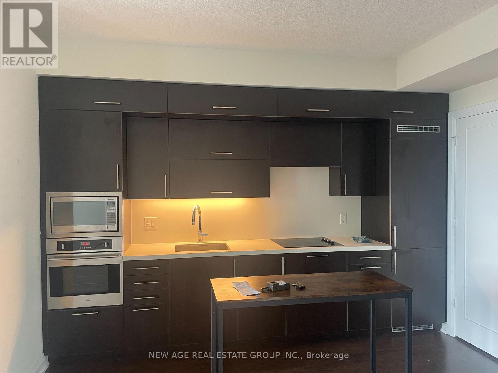 2419 - 5 Sheppard Avenue E Property Photo 5