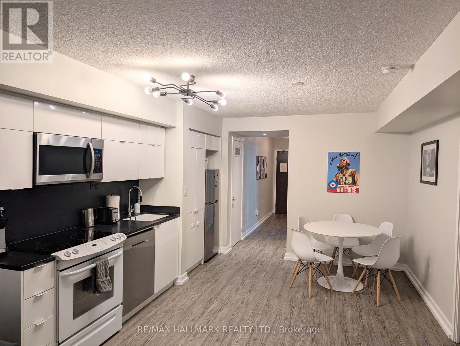 1905 - 151 Dan Leckie Way Property Photo 7