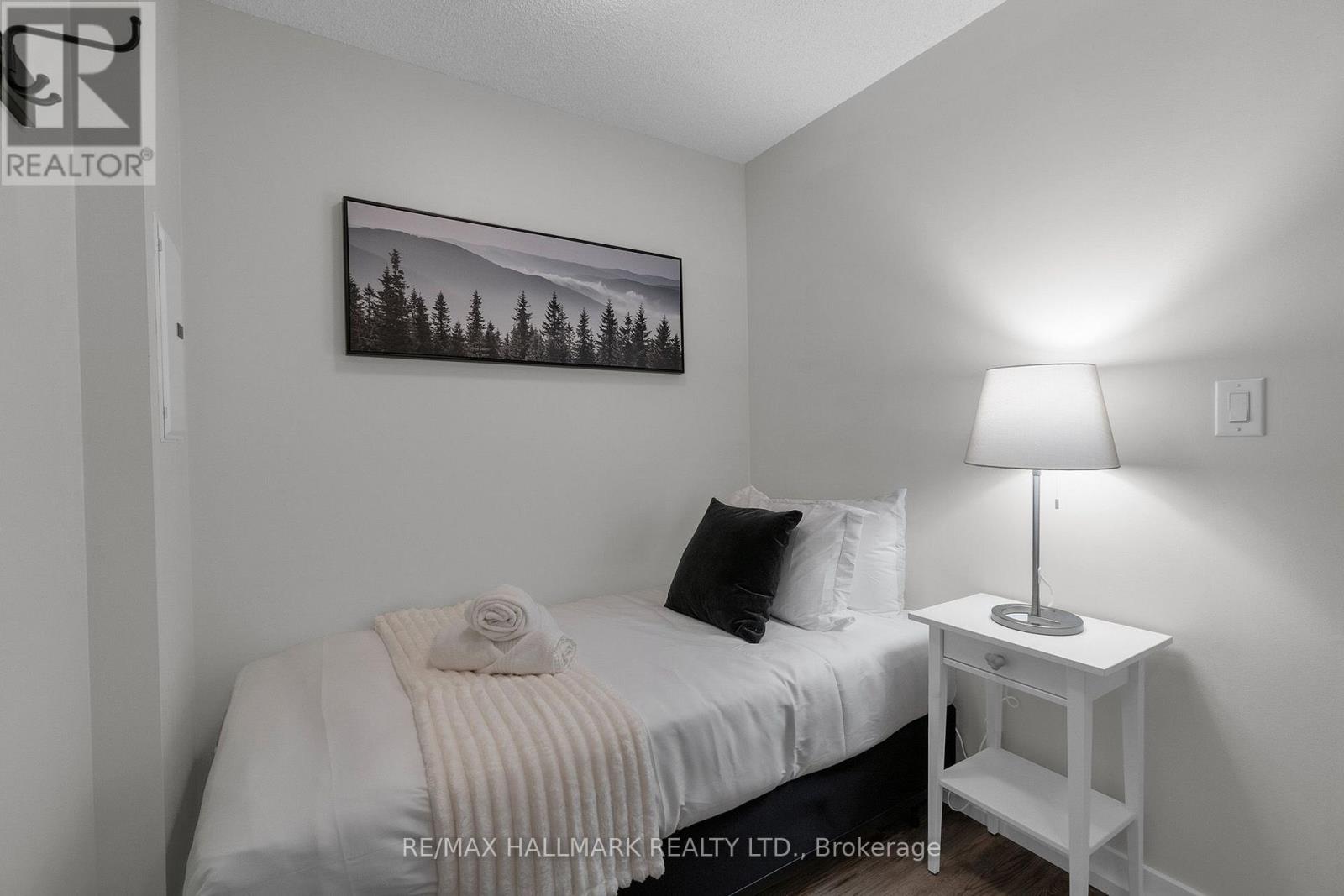 1905 - 151 Dan Leckie Way Property Photo 16