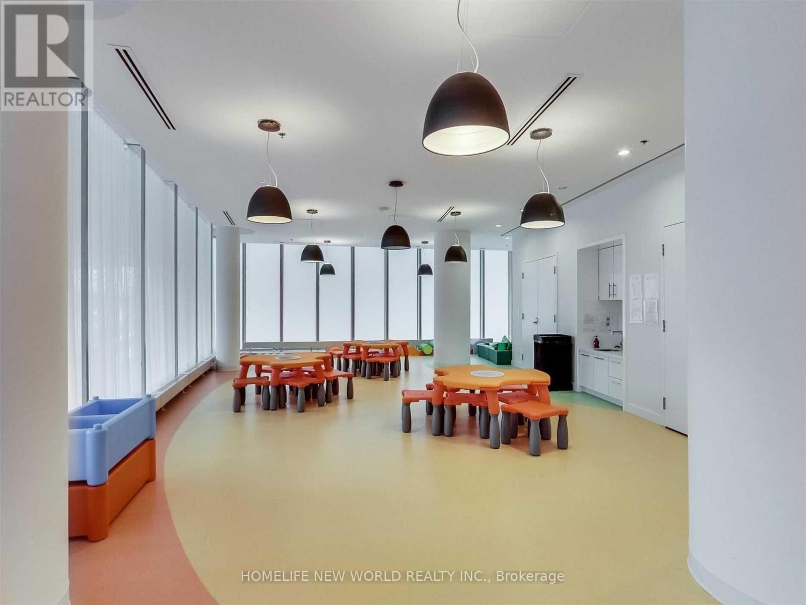 5709 - 14 York Street Property Photo 16