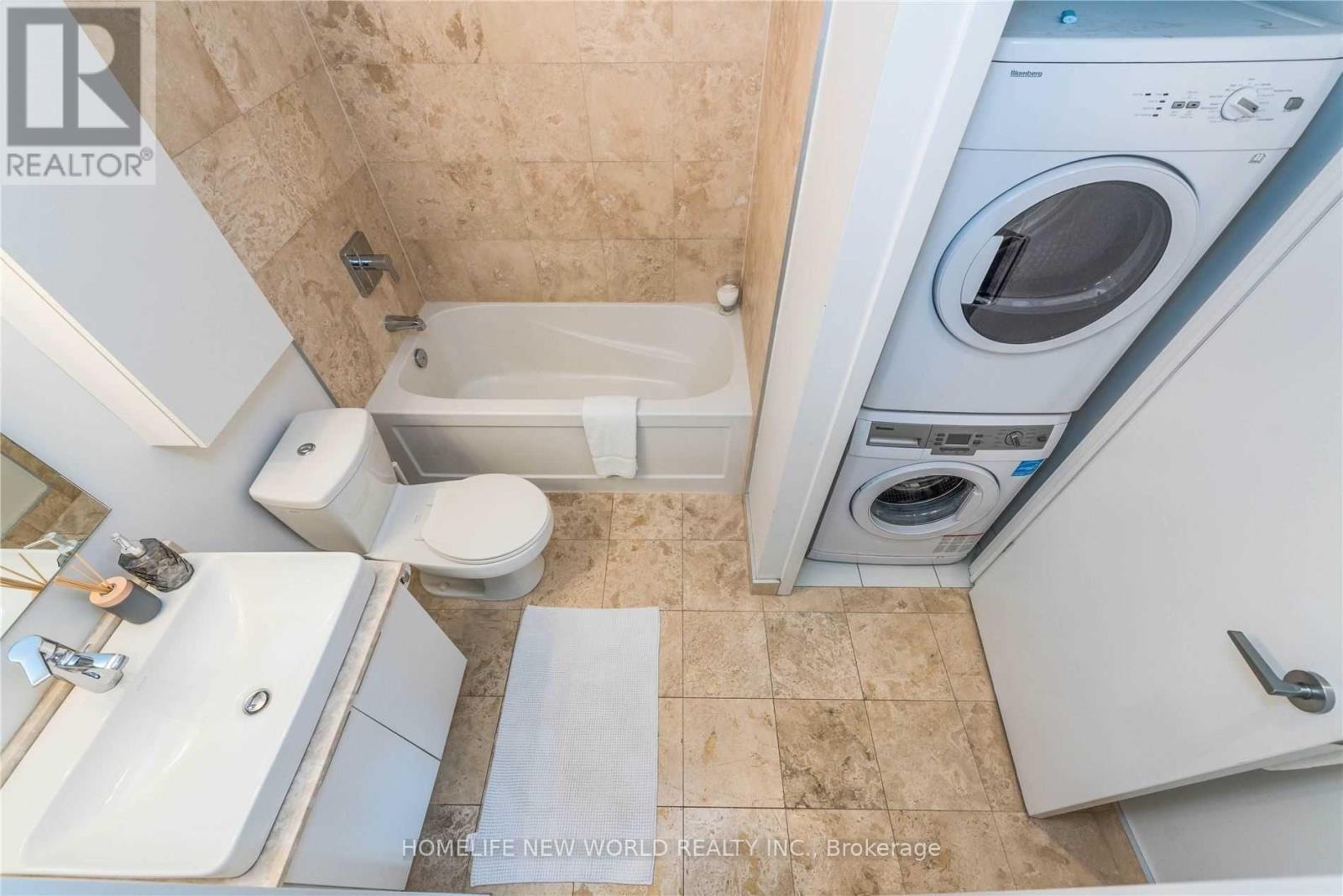 5709 - 14 York Street Property Photo 30