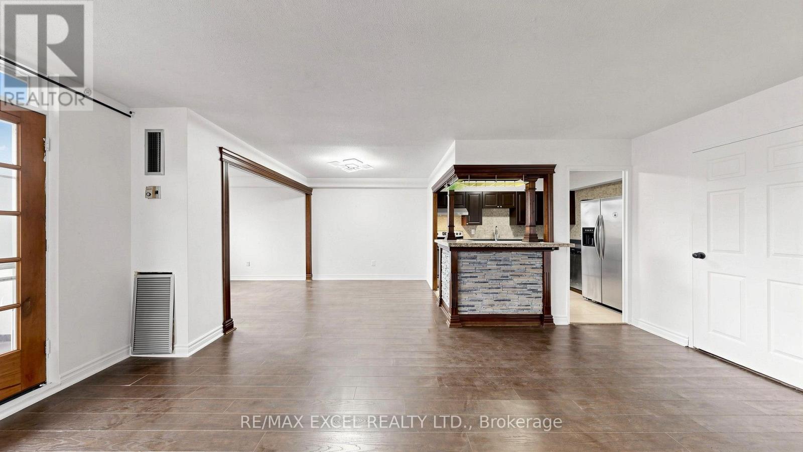 1808 - 10 Edgecliff Golfway Property Photo 12