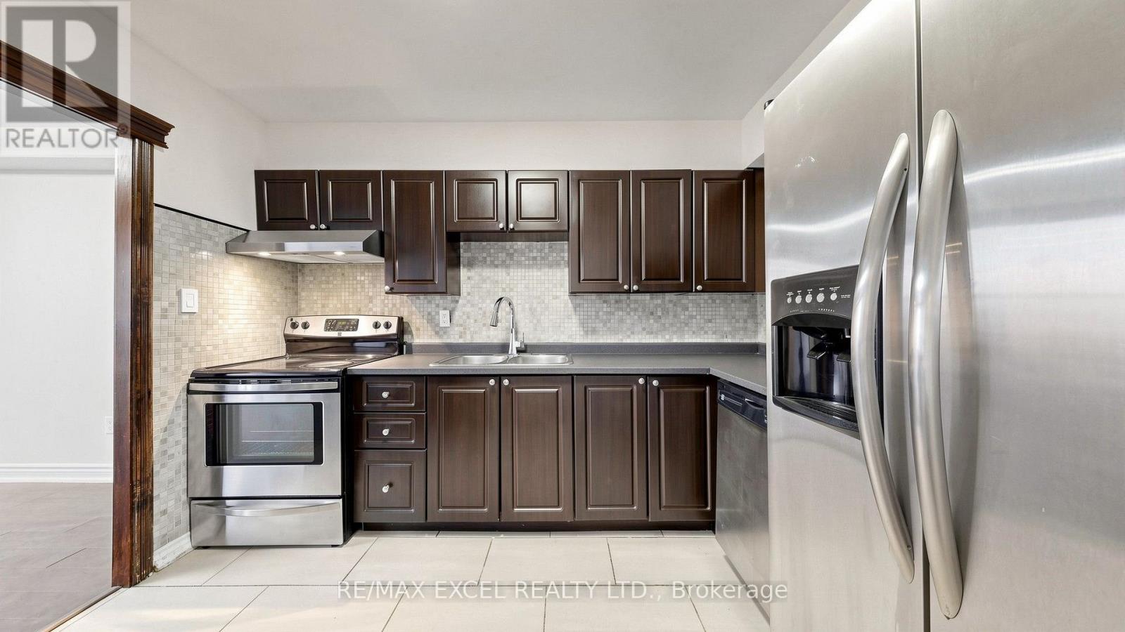 1808 - 10 Edgecliff Golfway Property Photo 14