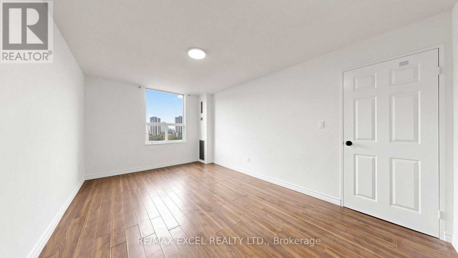 1808 - 10 Edgecliff Golfway Property Photo 22